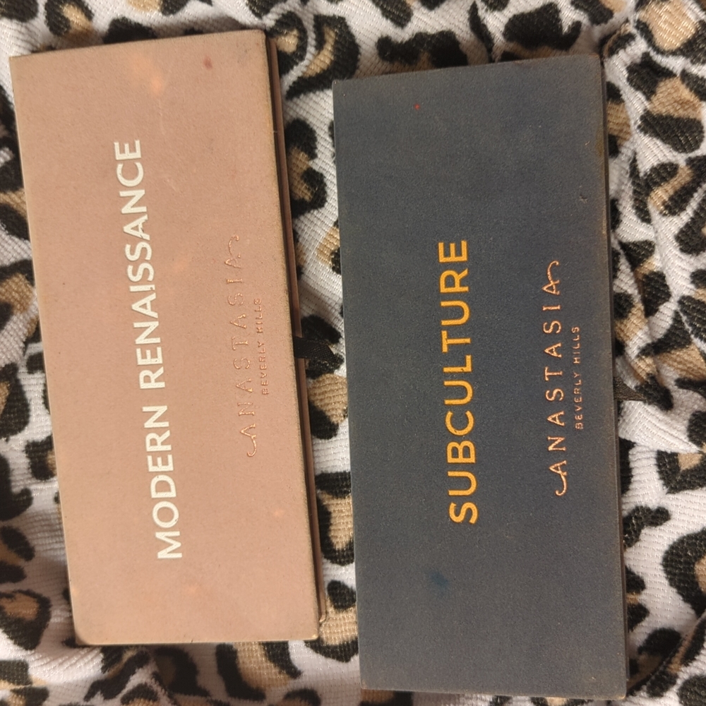 Set of 2 Anastasia pallets